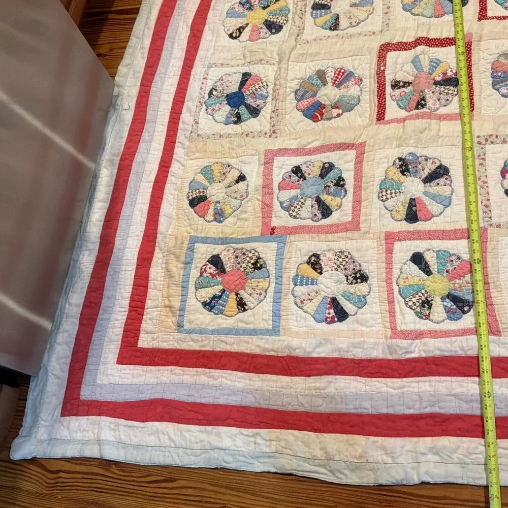 1930s Handmade Dresden Plate Cutter Quilt Scrap Fabric 76 x 79